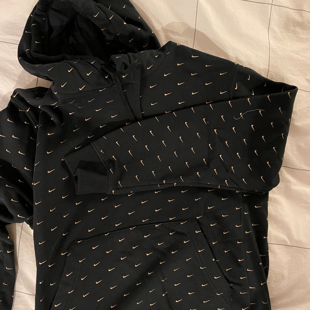 Nike mini swoosh hoodie